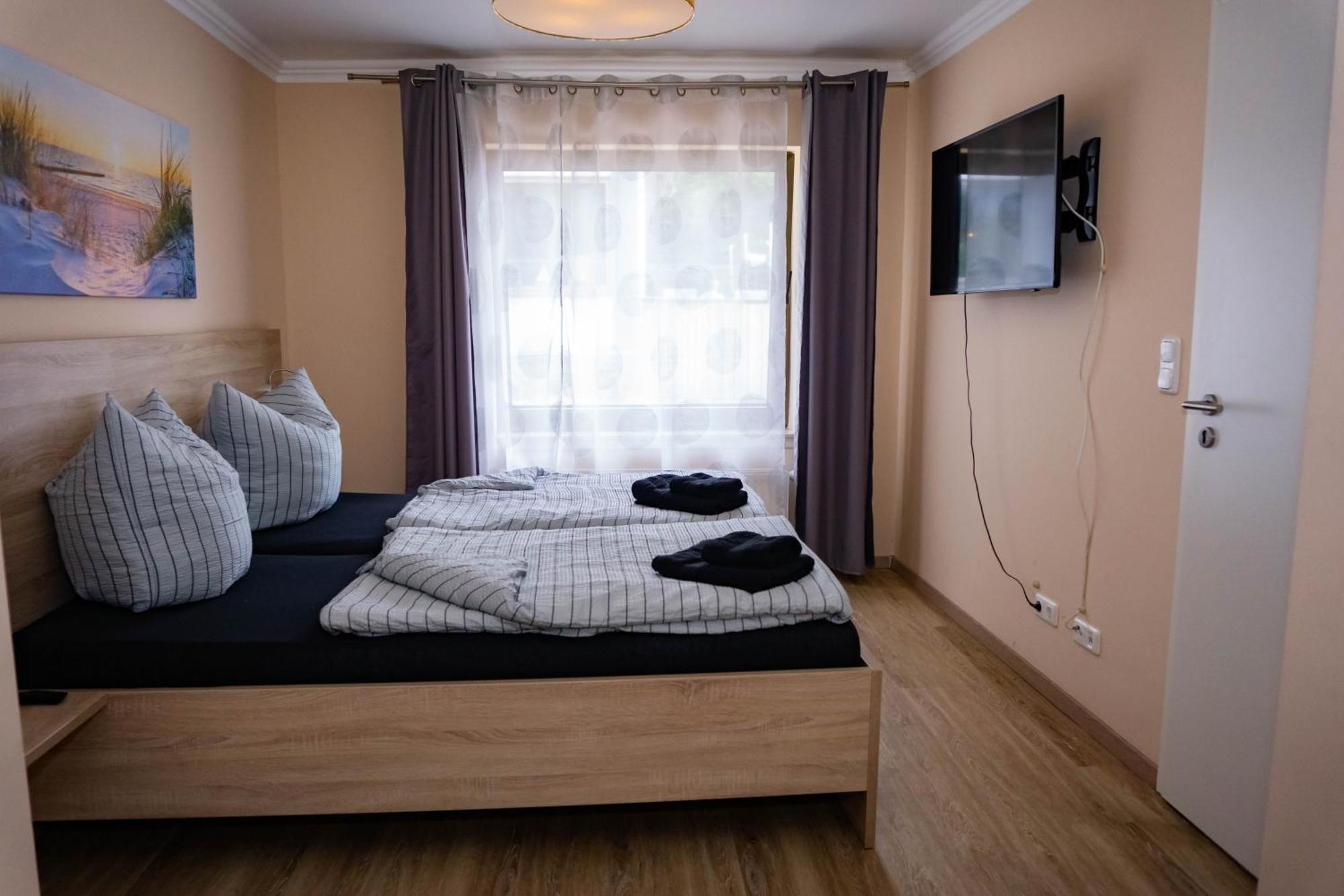 Haus Strandlust- Gemuetliches Studio Direkt Am Duemmer Apartman Lembruch Kültér fotó