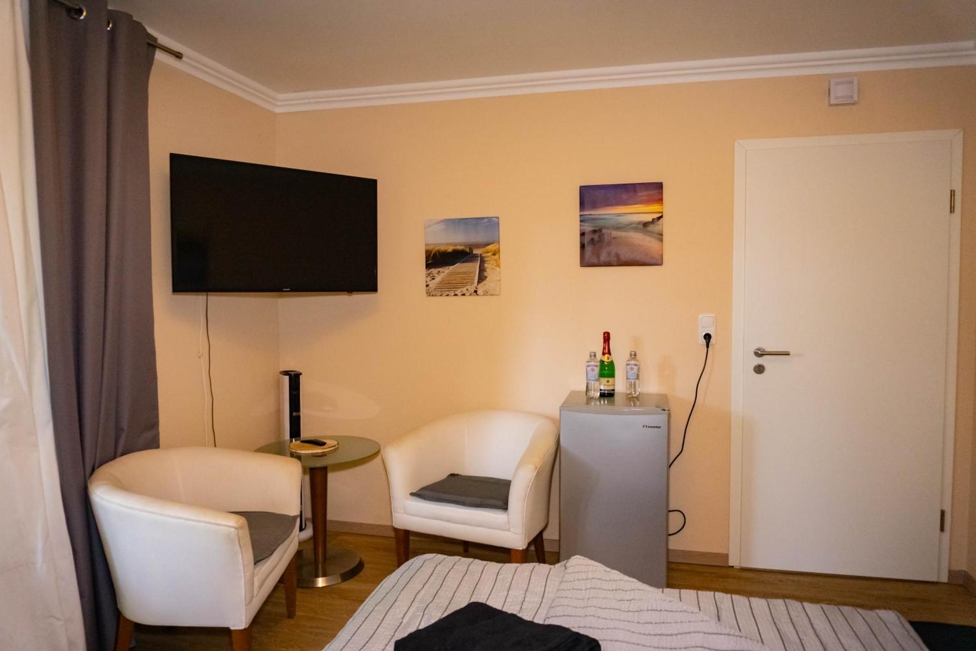 Haus Strandlust- Gemuetliches Studio Direkt Am Duemmer Apartman Lembruch Kültér fotó
