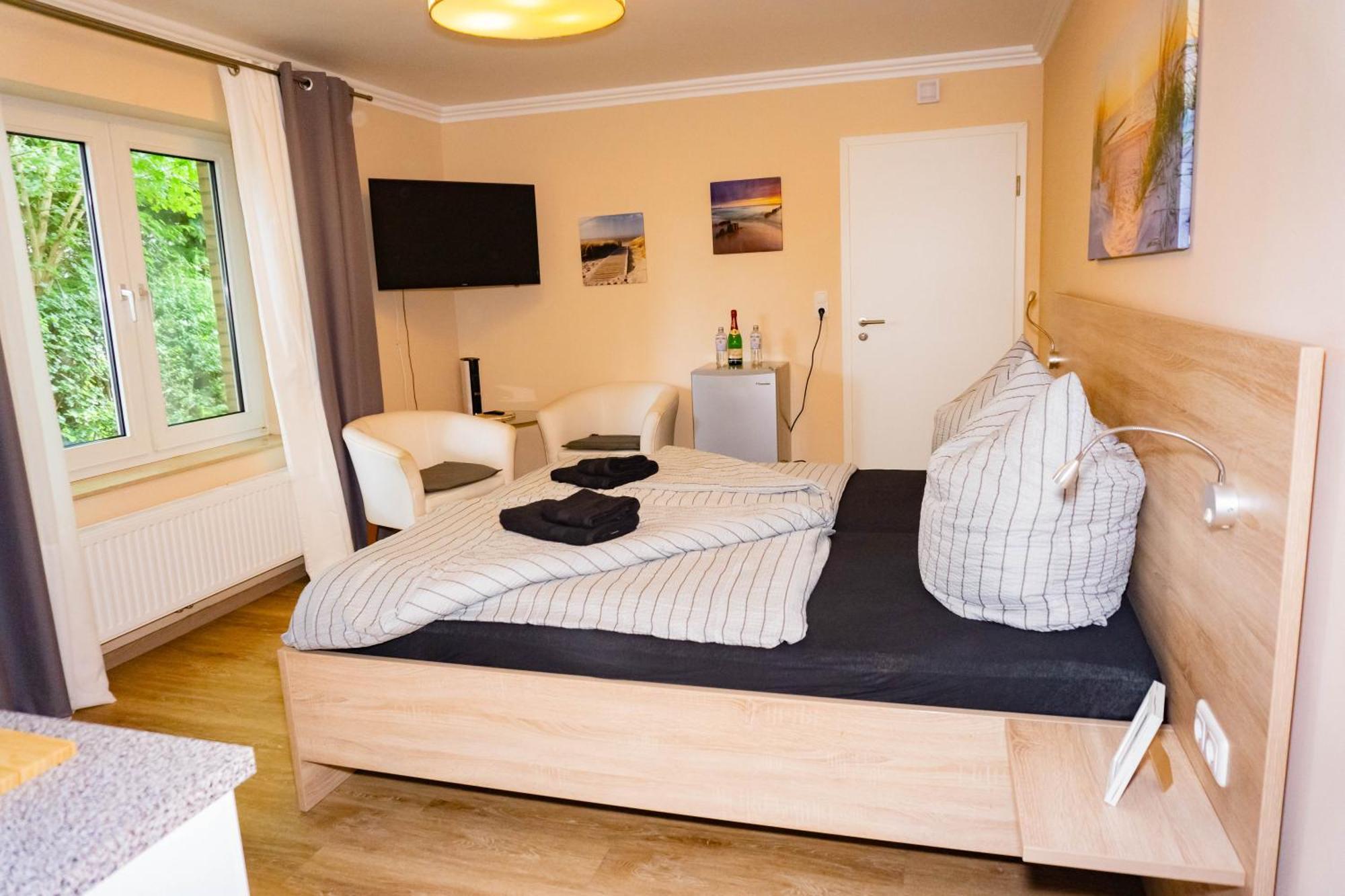 Haus Strandlust- Gemuetliches Studio Direkt Am Duemmer Apartman Lembruch Kültér fotó